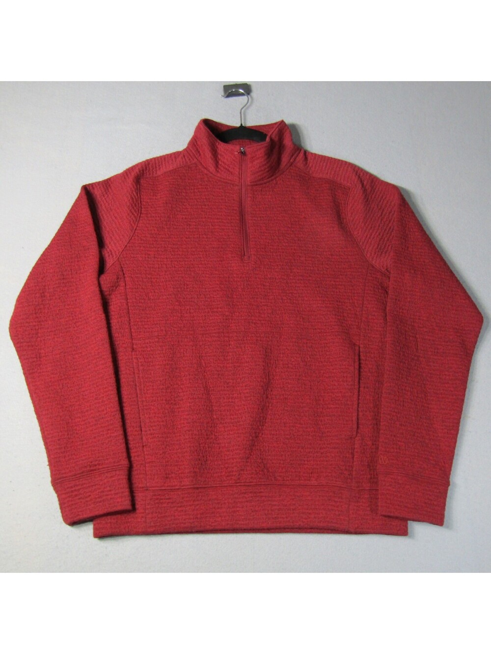 NWT VRST Recharge Lunar 1/4 Zip Sweatshirt Men's L Cranberry Crisp Heather